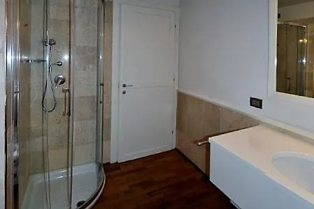 Sleeps 6 Pool Wifi * Meina