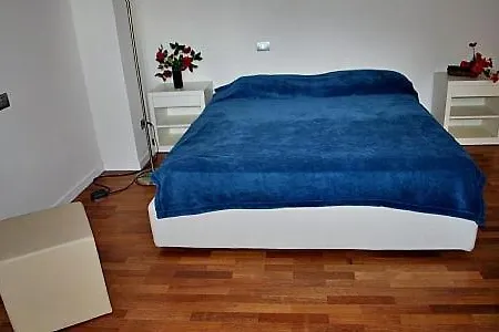 Sleeps 6 Pool Wifi *